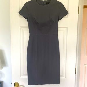 Like new- Banana Republic Dress